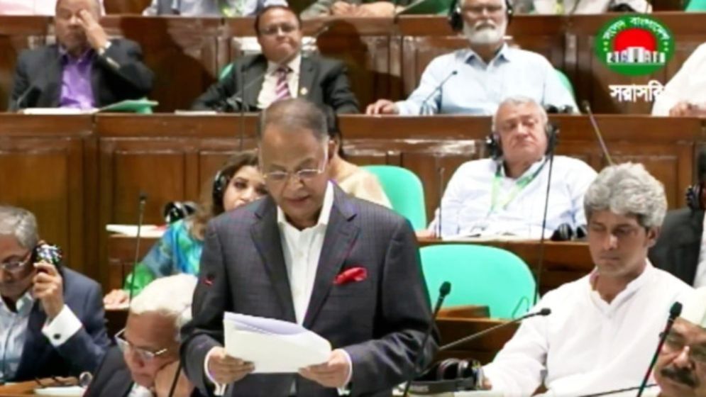 দেশে মজুত গ্যাস দিয়ে কত বছর চলবে, জানলেন জ্বালানিমন্ত্রী