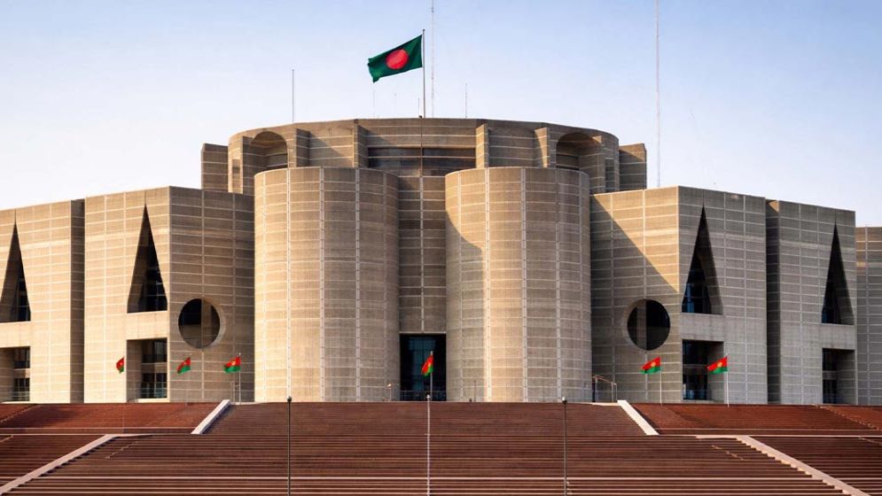 সংসদের কেনাকাটায় হরিলুট