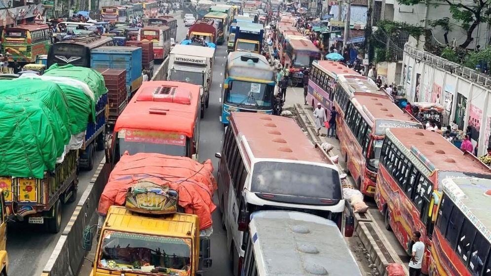 বাড়ল বাস-ট্রাক ভাড়া