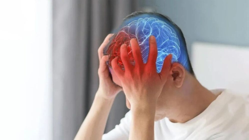 স্ট্রোকের এক মাস আগেই যেসব সংকেত দেয় শরীর