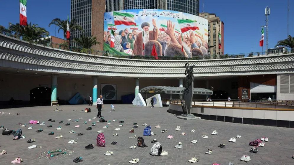 আলোচনায় বসতে যুক্তরাষ্ট্রকে যে শর্ত ইরানের