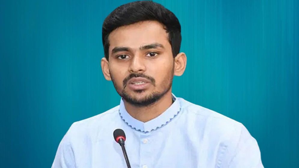 মাঝে মাঝে বিদ্যুৎ যায় না কি আসে, প্রশ্ন আসিফ মাহমুদের