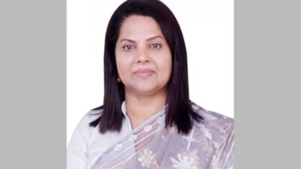 ঢাকার ডিসির বিস্ময়কর যোগদান!