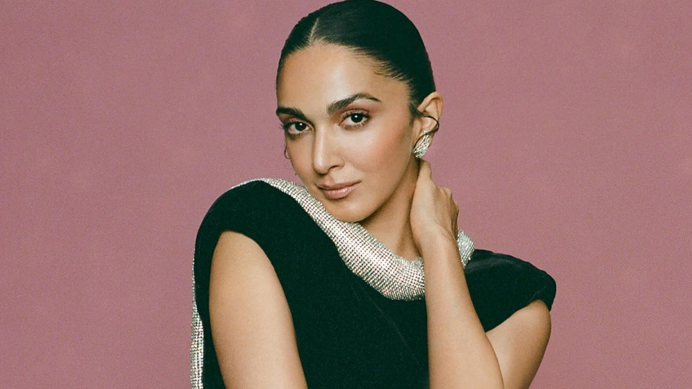 অন্তঃসত্ত্বা কিয়ারাকে জড়িয়ে ধরার চেষ্টা, ঘটনা প্রকাশ্যে আনলেন দেহরক্ষী