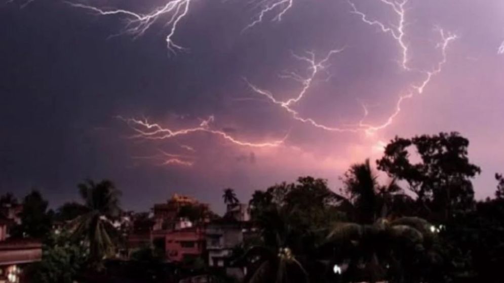 যে ৩০ জেলায় তাণ্ডব চালাতে পারে কালবৈশাখী