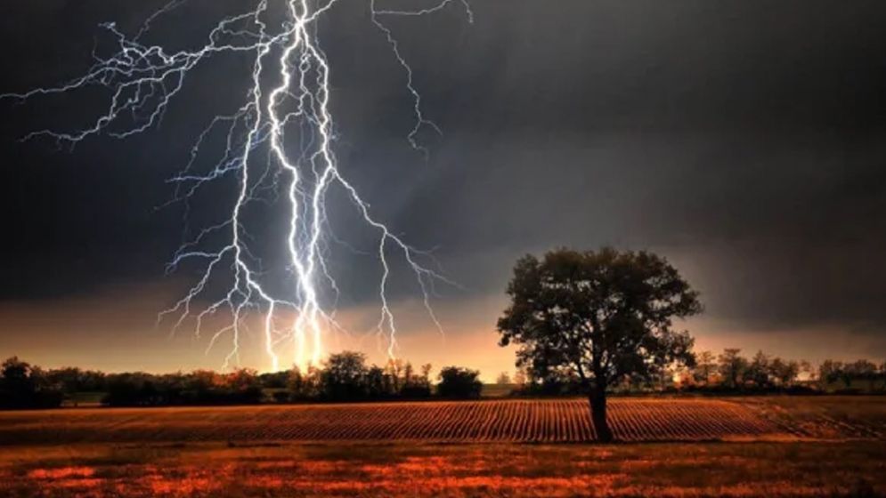 বাংলাদেশে সবচেয়ে বেশি বজ্রপাত হয় কোন জেলায়, কেন