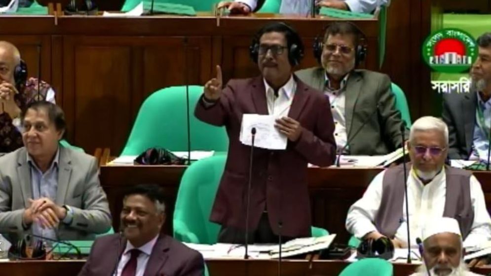 হিমালয়ের সঙ্গে পিলারের তুলনা আর মুক্তিযুদ্ধের সঙ্গে চব্বিশের তুলনা এক