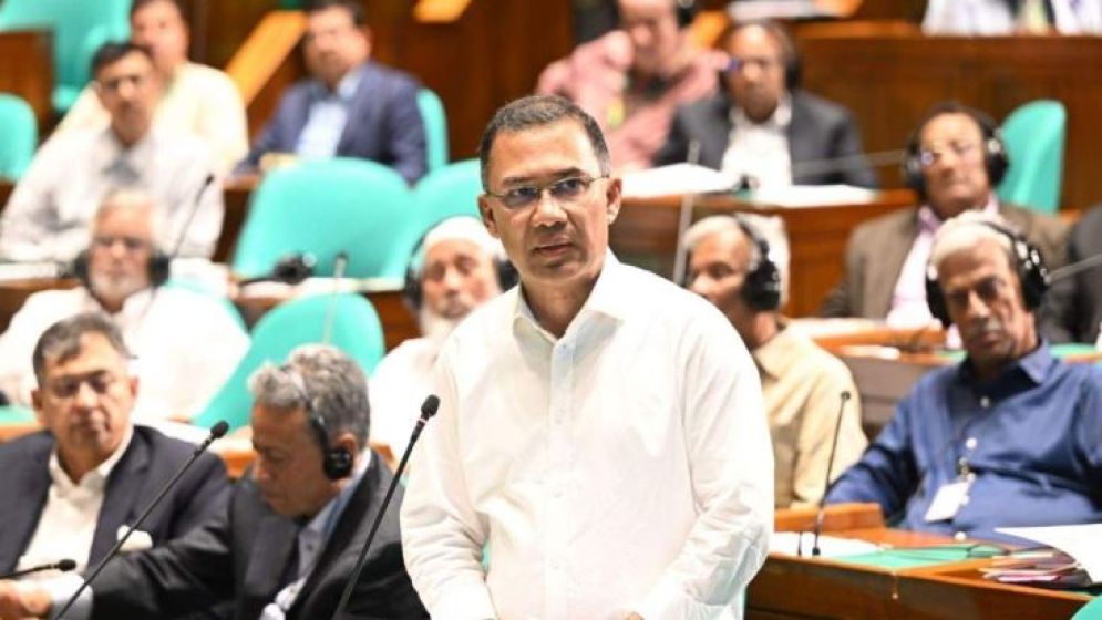প্রাইমারি শিক্ষকদের বেতন বাড়ানোর ঘোষণা দিলেন প্রধানমন্ত্রী