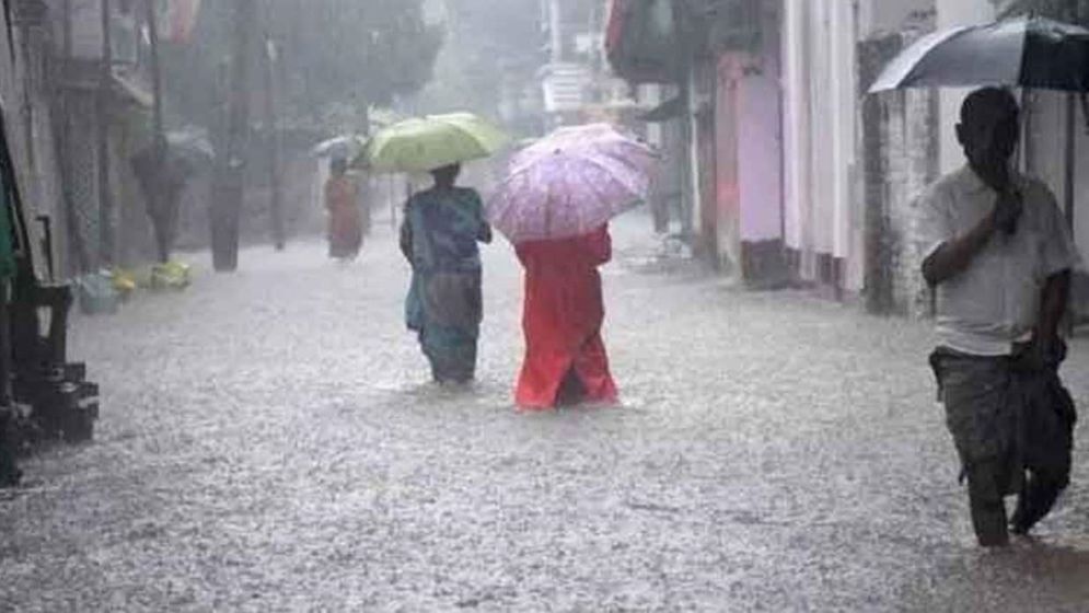 চার বিভাগে অতি ভারী বৃষ্টির আভাস, ভূমিধসের সতর্কতা