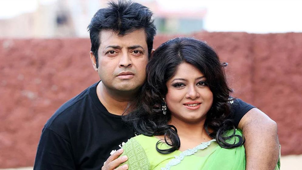 ‘কন্ট্রাক্ট ম্যারেজ’ নিয়ে আপত্তি জানালেন মৌসুমী-ওমর সানী