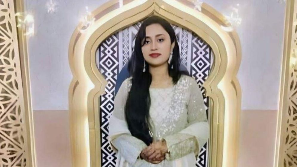 ঘুমানোর কথা বলে দরজা বন্ধ করেছিলেন ফারিয়া, এরপর না ফেরার দেশে