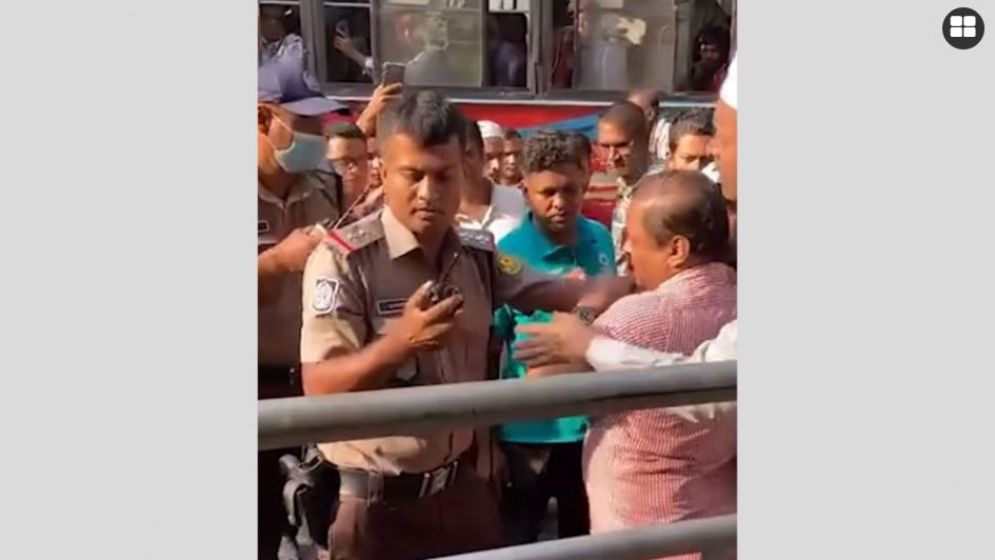 রাজধানীর সড়কে সার্জেন্টের সঙ্গে ধস্তাধস্তি: যা জানা গেল