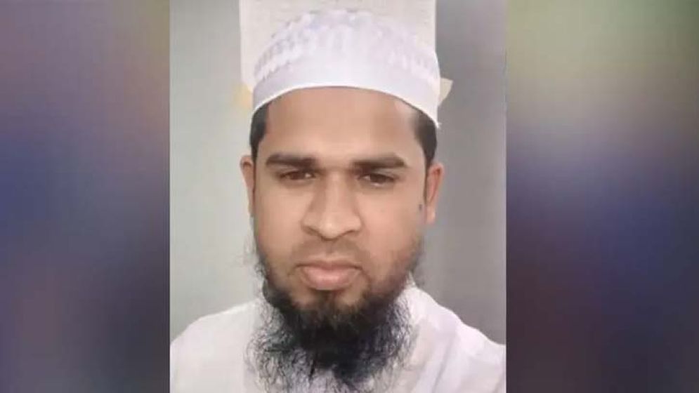 মাদরাসাছাত্রী ধর্ষণ-অন্তঃসত্ত্বা : অভিযুক্ত সেই শিক্ষক গ্রেপ্তার