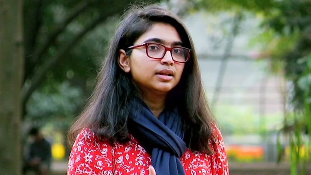 ফেসবুক স্ট্যাটাসে বিস্ফোরক মন্তব্য তাসনিম জারার