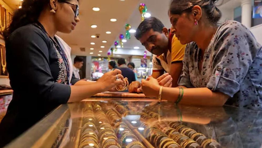 ভারতে লাফিয়ে বাড়ল স্বর্ণ ও রুপার দাম