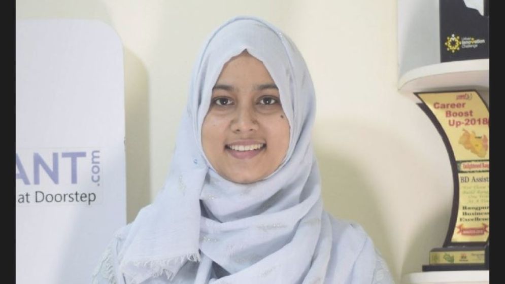 বিয়ে-পরকীয়া নিয়ে জনপ্রিয় কনটেন্ট ক্রিয়েটরের আবেগঘন স্ট্যাটাস