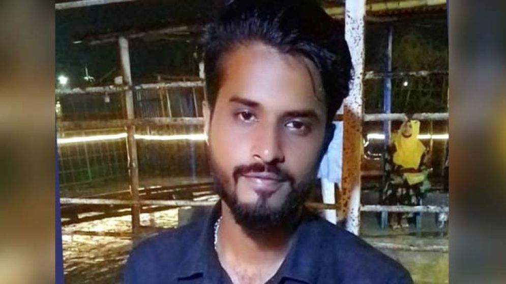 স্ত্রী প্রবাসে, এই সুযোগে শাশুড়ির সঙ্গে যে কাণ্ড ঘটালেন স্বামী