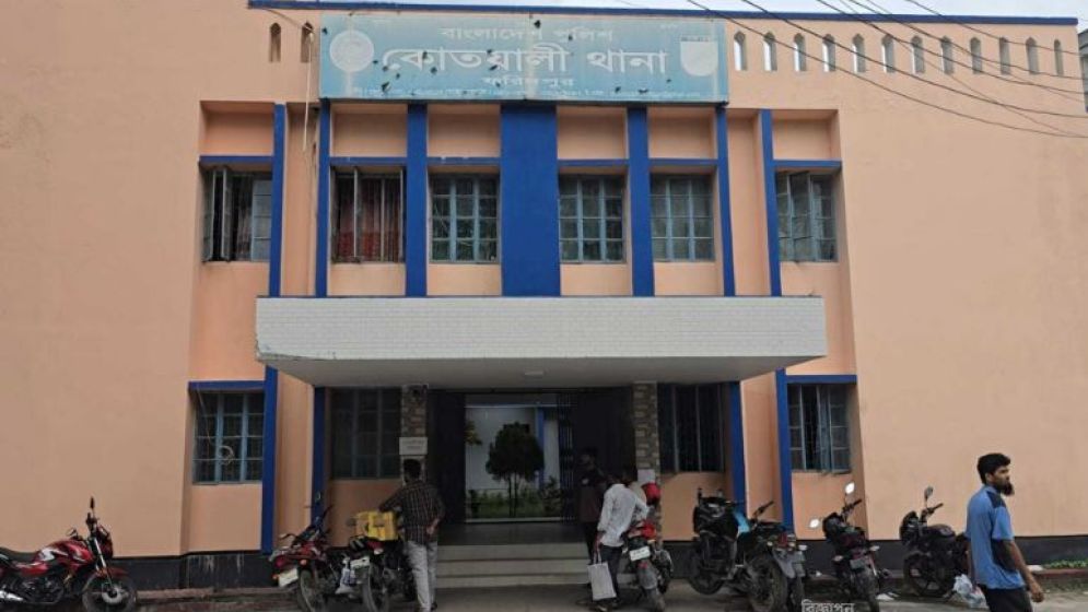 বিয়ে ও চাকরির প্রলোভনে তরুণীর স্থান হলো পতিতাপল্লীতে