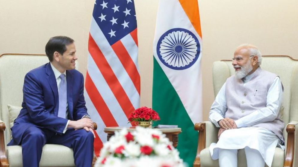 ‘আমেরিকা ফার্স্ট’ ভিসা টুলের ঘোষণা দিল যুক্তরাষ্ট্র, এর অর্থ কী?