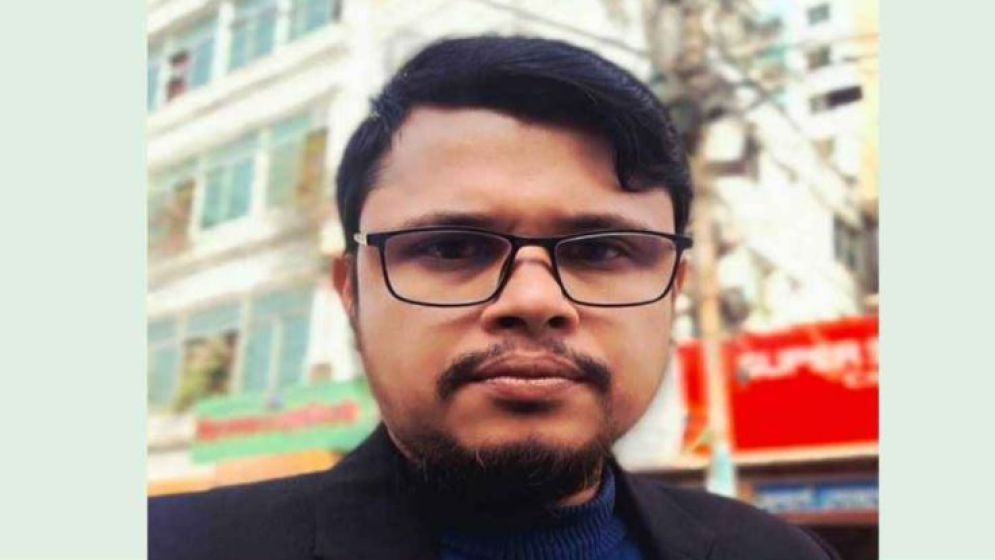 নার্সিং শিক্ষার্থীকে ধর্ষণ, হাসপাতালের কর্মকর্তা গ্রেপ্তার