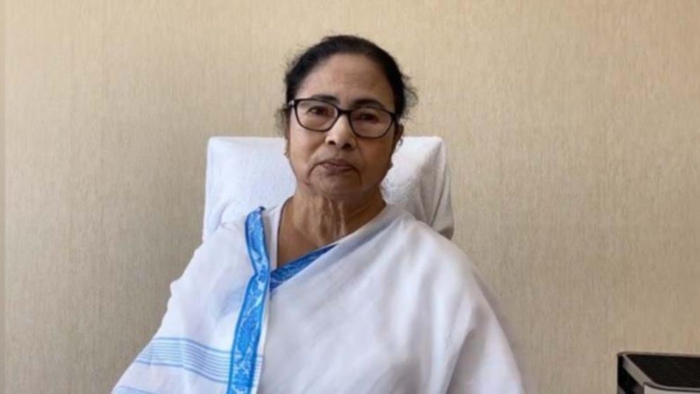 ‘এখন থেকে সংবাদমাধ্যমে না, কোনো বক্তব্য থাকলে ফেসবুকেই জানাব’