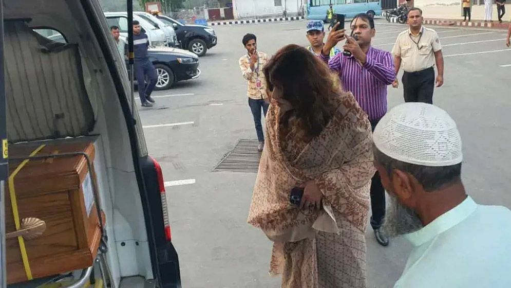 দেশে এলো মিসাইল হামলায় নিহত শ্রাবণের নিথর দেহ