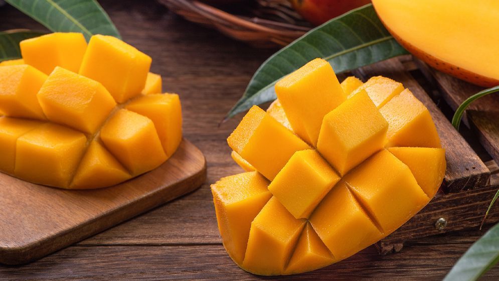 তীব্র গরমে পাকা আম খাওয়া কি নিরাপদ?