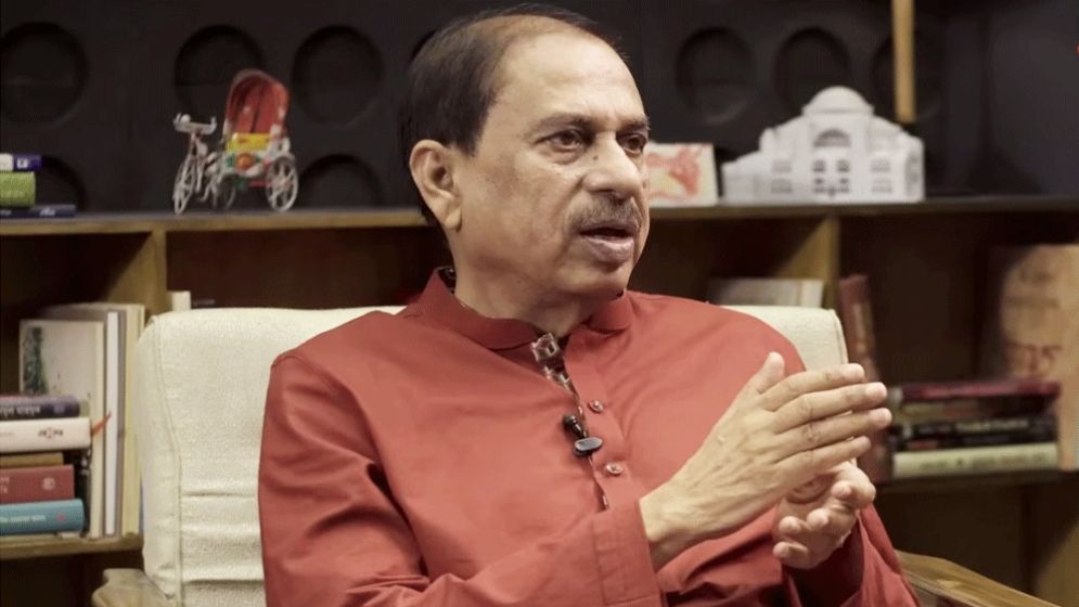 পদত্যাগপত্র শেখ হাসিনা ভ্যানিটি ব্যাগে করে নিয়ে গেছেন