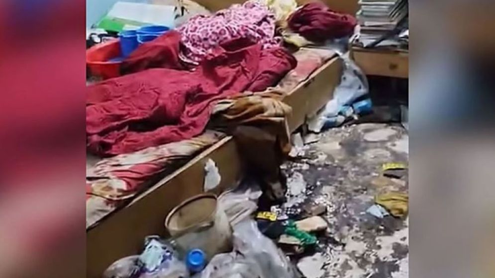 মায়ের শরীরে পোকা ধরেছে, জানেন না যুগ্ম সচিব-বুয়েটের শিক্ষক ছেলে
