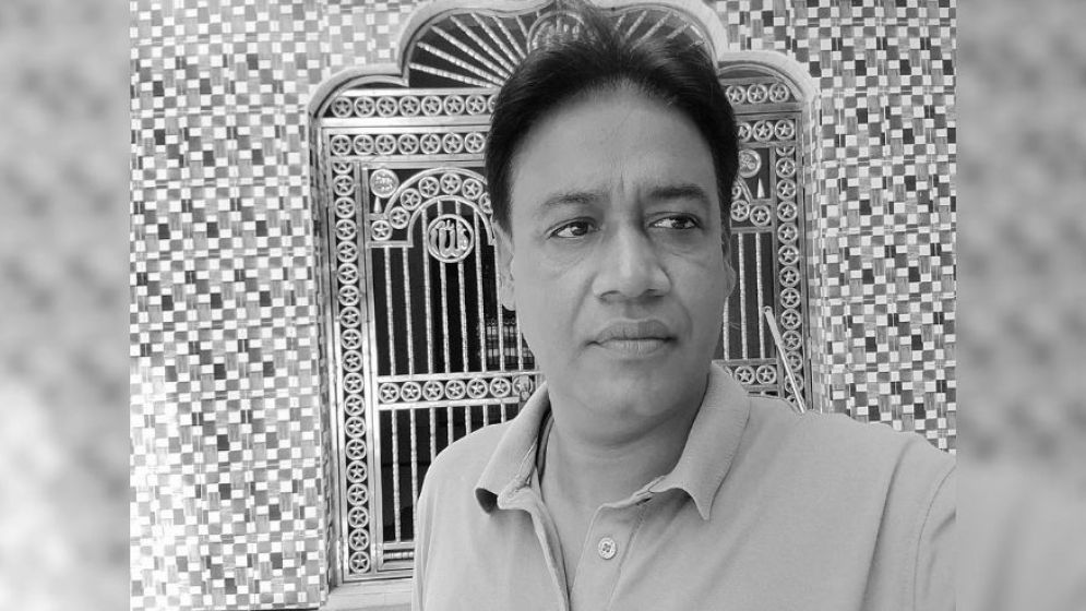 শিক্ষক থেকে প্রবাসী, শেষে ঋণের চাপে মৃত্যু