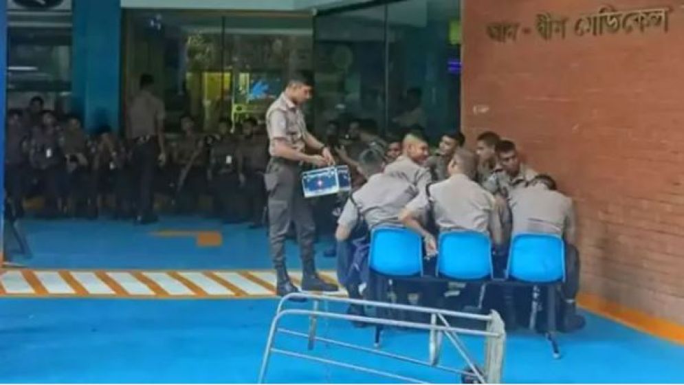 আদ্-দ্বীন হাসপাতালে আইনশৃঙ্খলা রক্ষাকারী বাহিনী মোতায়েন