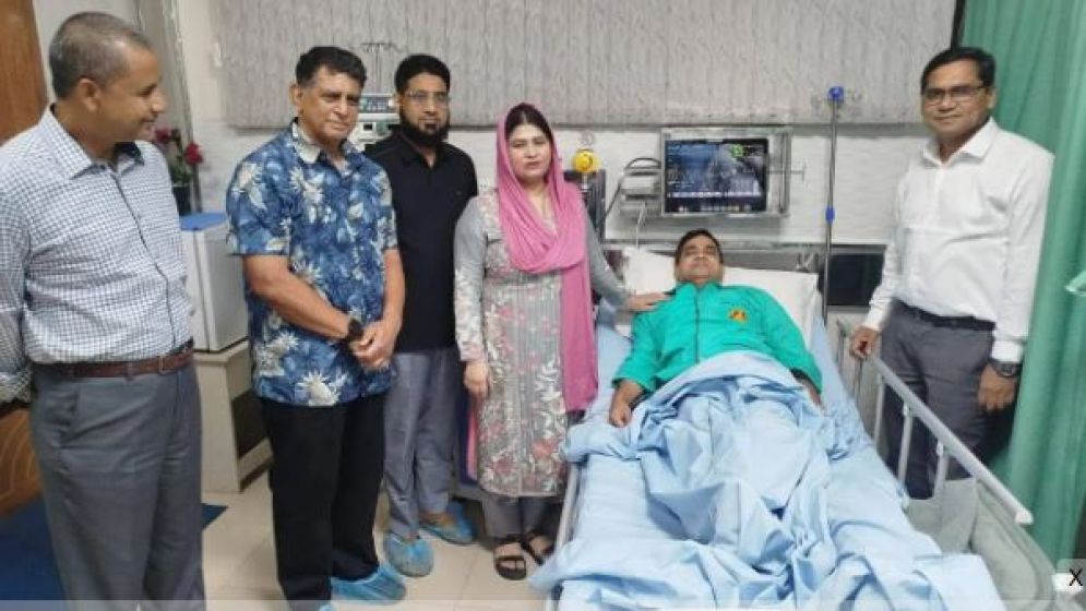 রাষ্ট্রদূত মুশফিকুল ফজল আনসারী হাসপাতালে ভর্তি