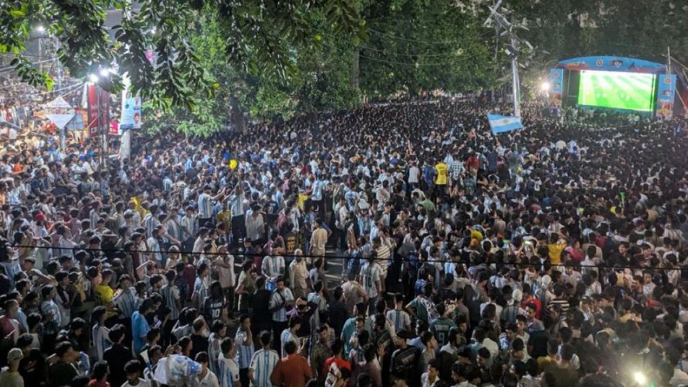 বিশ্বকাপ উপলক্ষে ঢাবিতে বহিরাগতদের প্রবেশে কড়াকড়ি