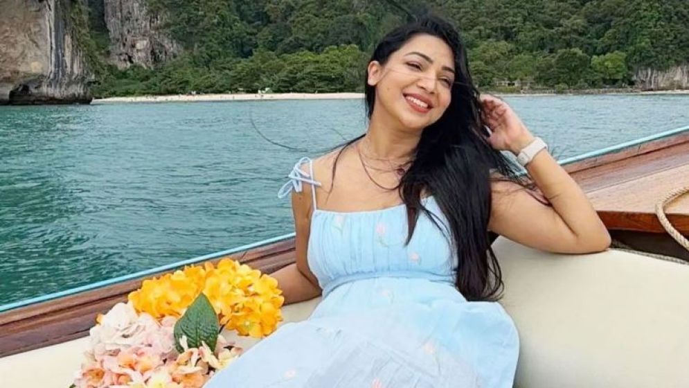 বিবাহিত ছেলের প্রেমে পড়া নিয়ে যে উপদেশ প্রভার