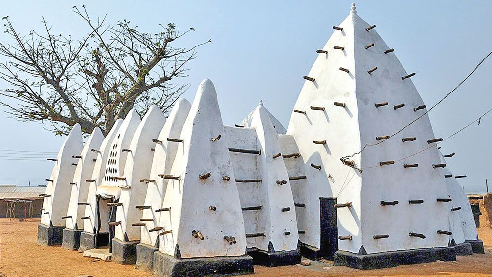 আফ্রিকার ‘মক্কা’ খ্যাত লারাবাঙ্গা মসজিদ স্থাপত্যের এক অনন্য বিস্ময়
