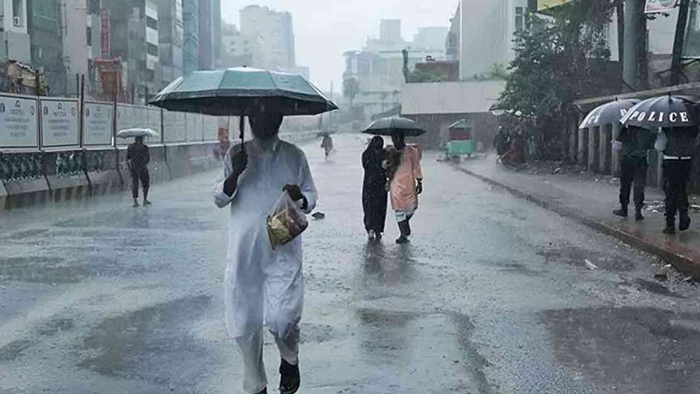 ঢাকাসহ ২০ জেলায় বজ্রবৃষ্টির আভাস