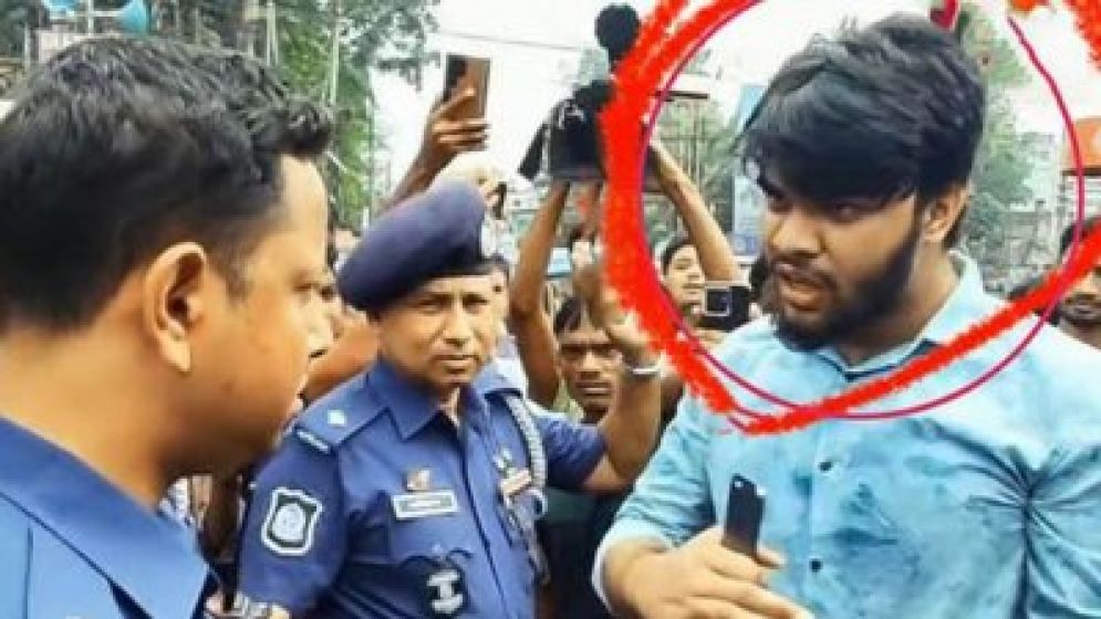শিক্ষার্থীদের আন্দোলনে ছেলের অংশগ্রহণ, পদ হারালেন বিএনপি নেতা