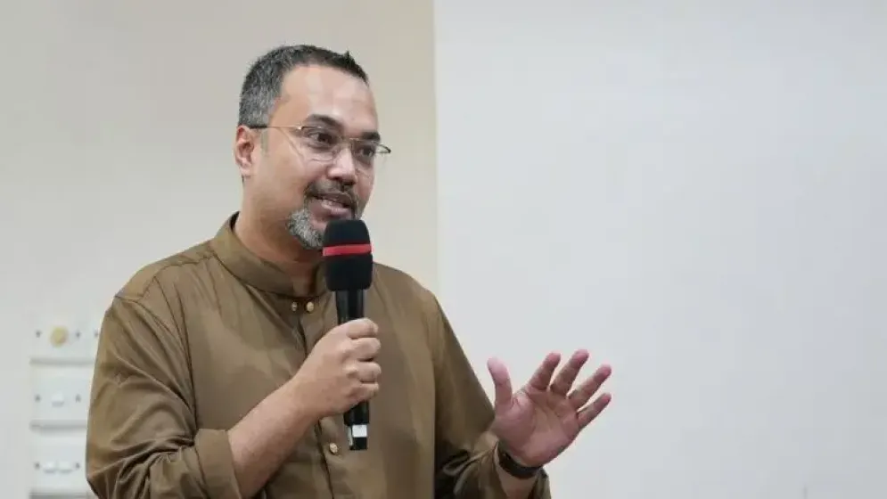 বৃষ্টি-বন্যায়ও কেন এইচএসসি পরীক্ষা, জানালেন মাহদী আমিন