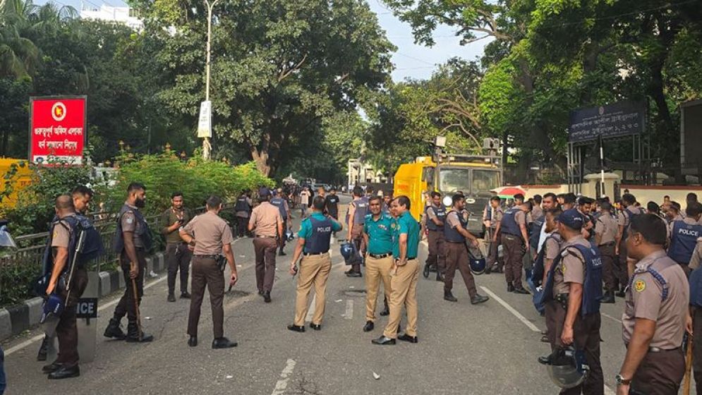 সচিবালয়ে ৬ দফা দাবি নিয়ে আলোচনায় বসলেন শিক্ষার্থীরা