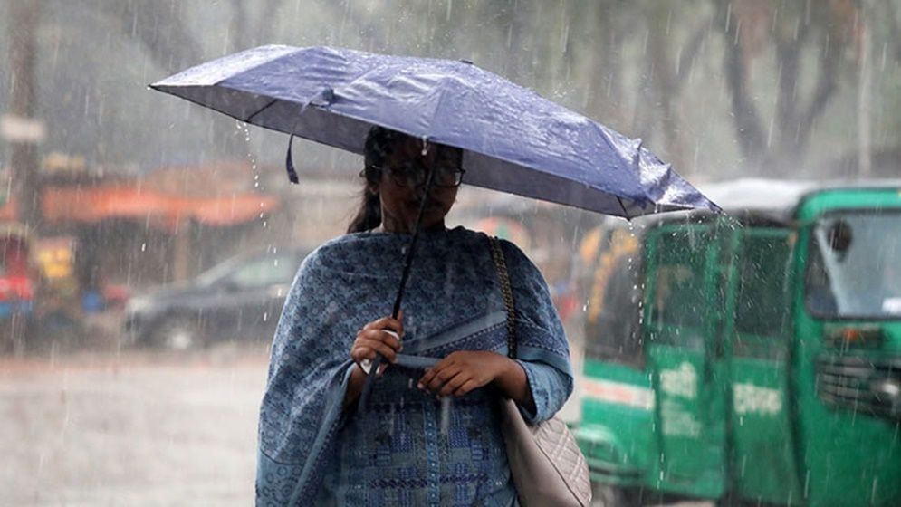 দুপুরের মধ্যে ৮ জেলায় বজ্রবৃষ্টির আভাস