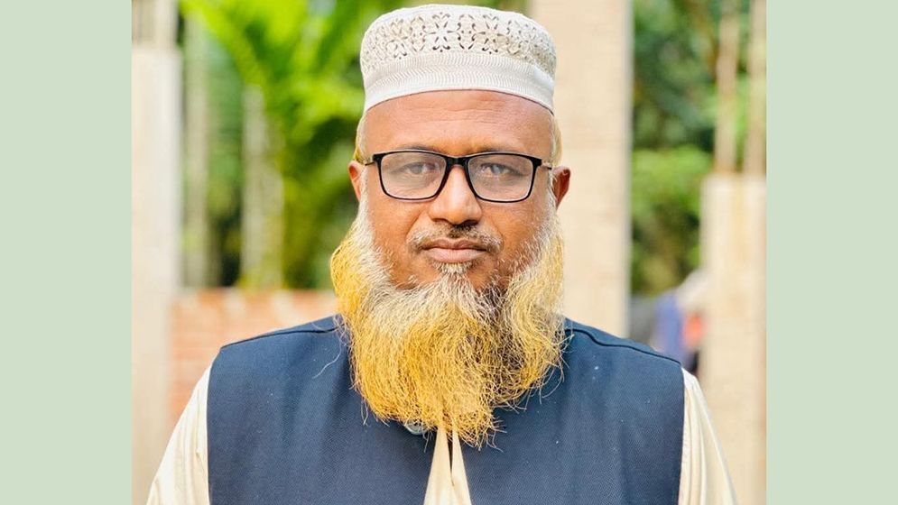 একসঙ্গে মাদ্রাসা সুপার ও পোস্টমাস্টার পদে চাকরি আ.লীগ নেতার