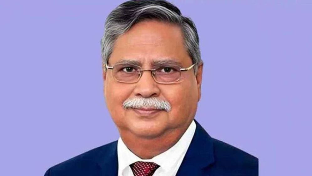 লন্ডন সফরে এসে শেখ হাসিনার সাথে ফোনালাপ : নজরে আসে গোয়েন্দাদের