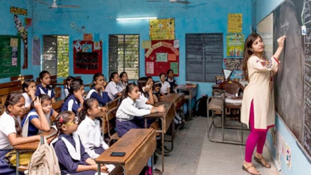 সরকারি প্রাথমিকের শিক্ষকদের উপস্থিতি নিয়ে নতুন নির্দেশনা