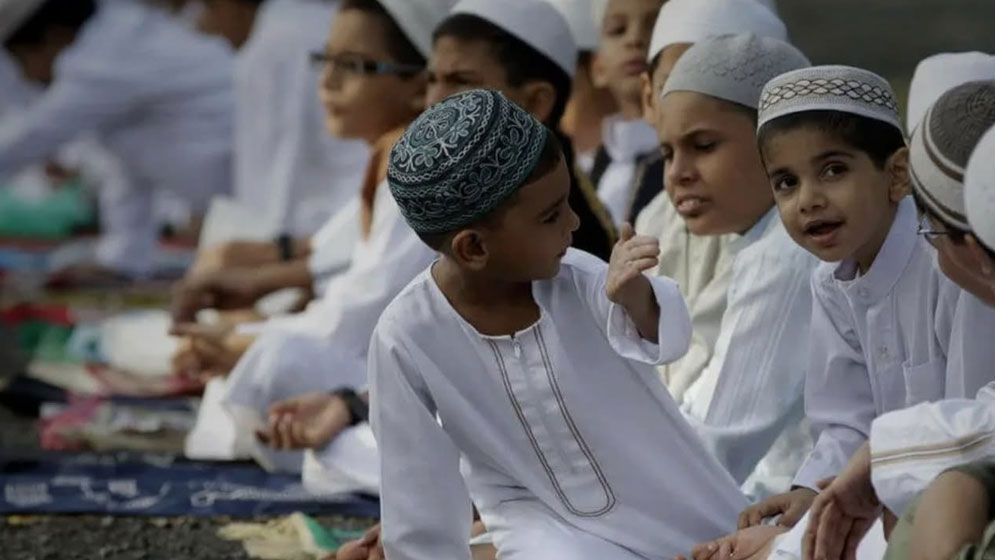 নেক সন্তান গড়ার প্রস্তুতিতে মা-বাবার করণীয় ও দোয়া