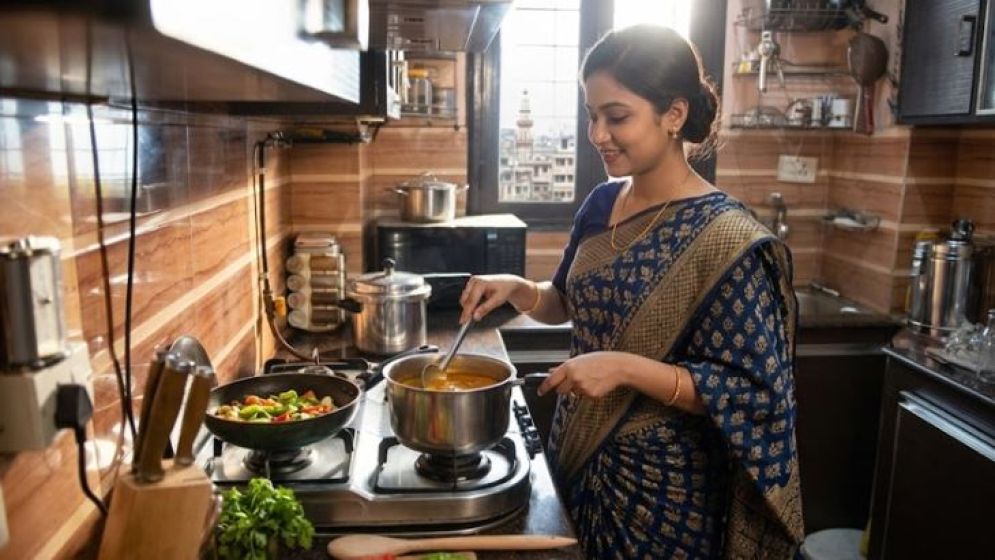 রান্নাঘরেও রয়েছে মাইক্রোপ্লাস্টিকের উপস্থিতি, চাঞ্চল্যকর তথ্য