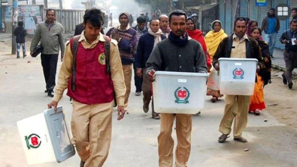 আঠারোর নির্বাচনে শতভাগ ভোট পড়া কেন্দ্রের কর্মকর্তাদের খুঁজছে দুদক