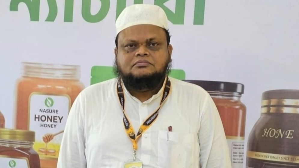 ‘তোমার মতো মেয়ে বিয়ের আগে পাওয়া দরকার ছিল’ বলা সেই শিক্ষক বহিষ্কার