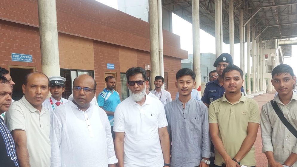 কক্সবাজার রুটে চলতি মাসেই চালু হবে আরও এক জোড়া নতুন ট্রেন