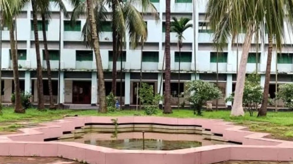 এবার ঢাবির আরেক হলে ২ সমকামী থাকার অভিযোগ