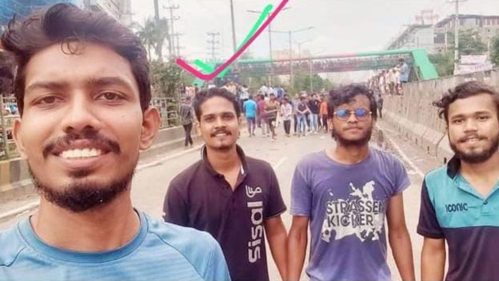 ‘জুলাই যোদ্ধা’ রিয়াজ পুলিশের নথিতে ‘ছাত্রলীগ কর্মী’